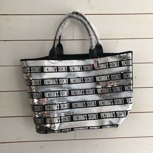 Victoria’s Secret tote bag